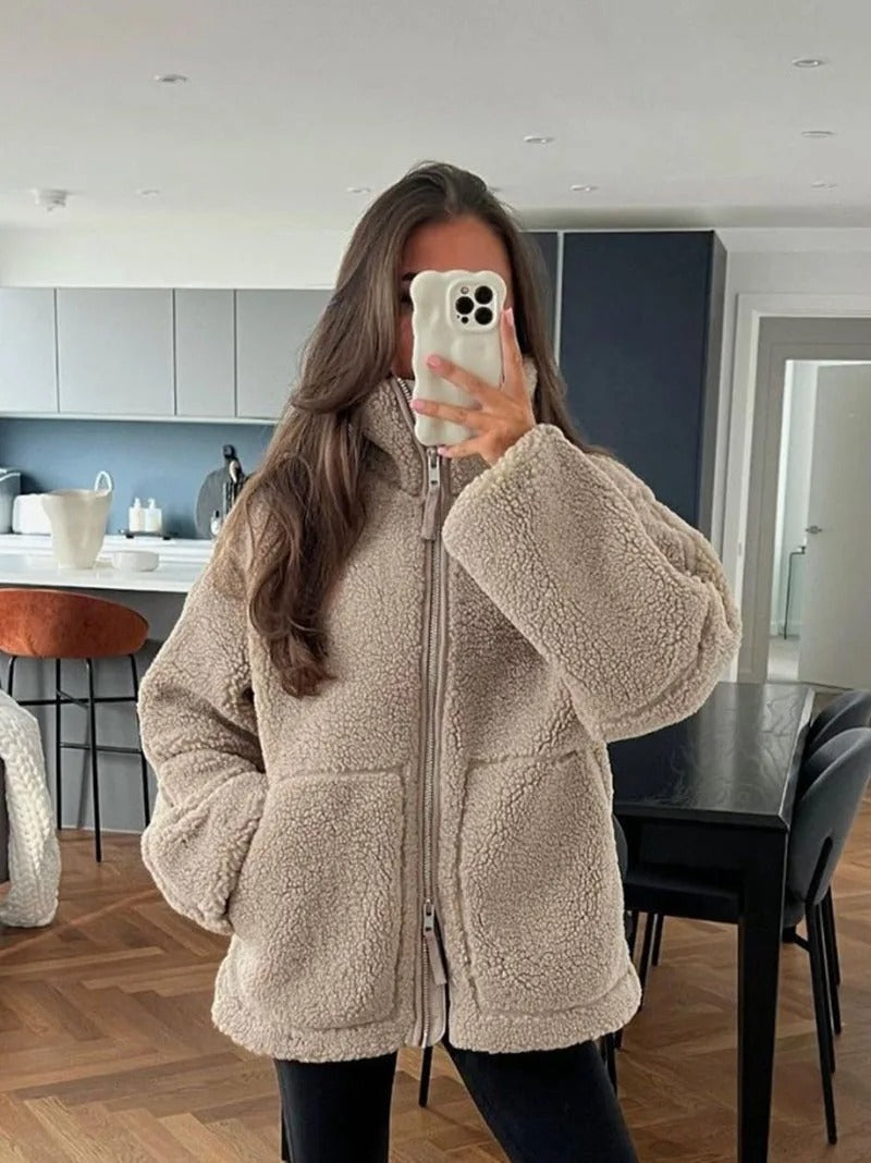 R&B | Stilvolle Damen Teddyjacke