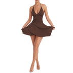 R&B | Kleid mit tiefem V-Ausschnitt und Neckholder-Trägern