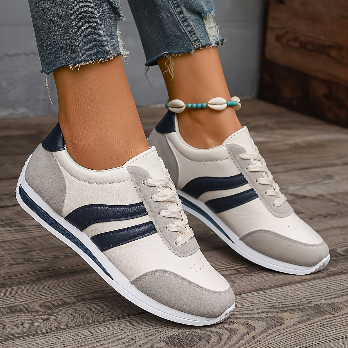 modische Schuhe, zeitloses Design. R&B R&B