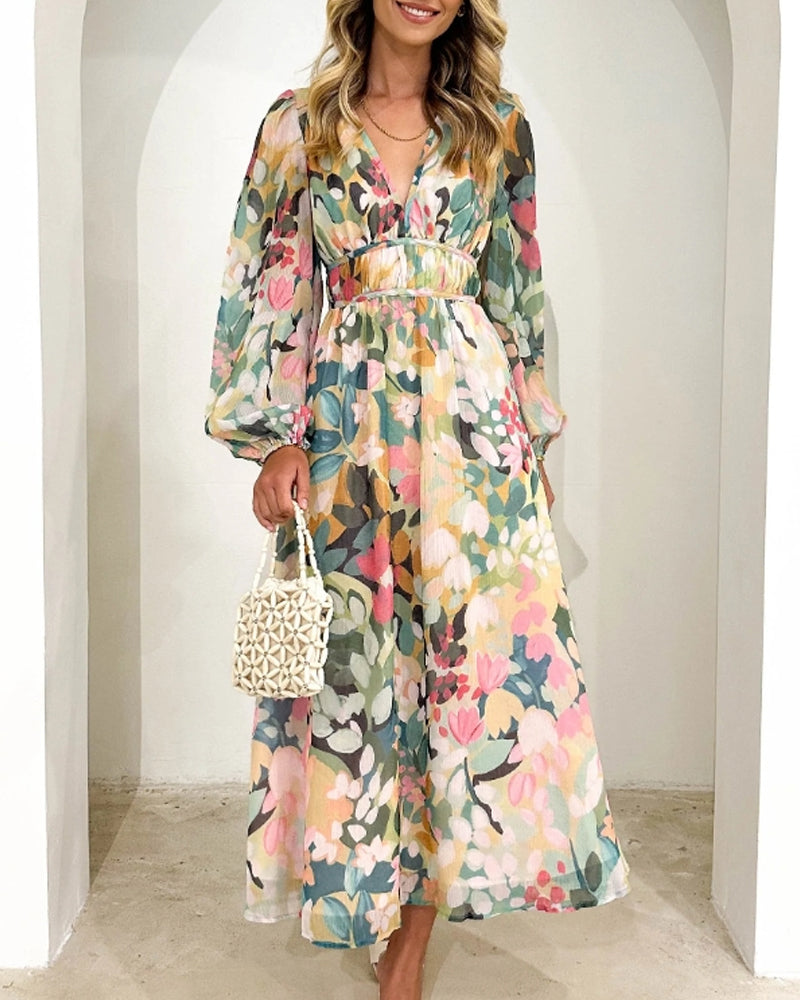 R&B | Elegantes Kleid mit Blumendruck und V-Ausschnitt