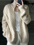 R&B | Strickjacke - Reißverschluss - Hoher Kragen - Kabelstrick - Lockere Passform