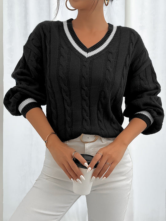 R&B | Kabelstrickpullover mit Zarten Details