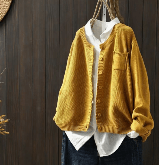 R&B | Cardigan mit Klassischem Knopfdesign