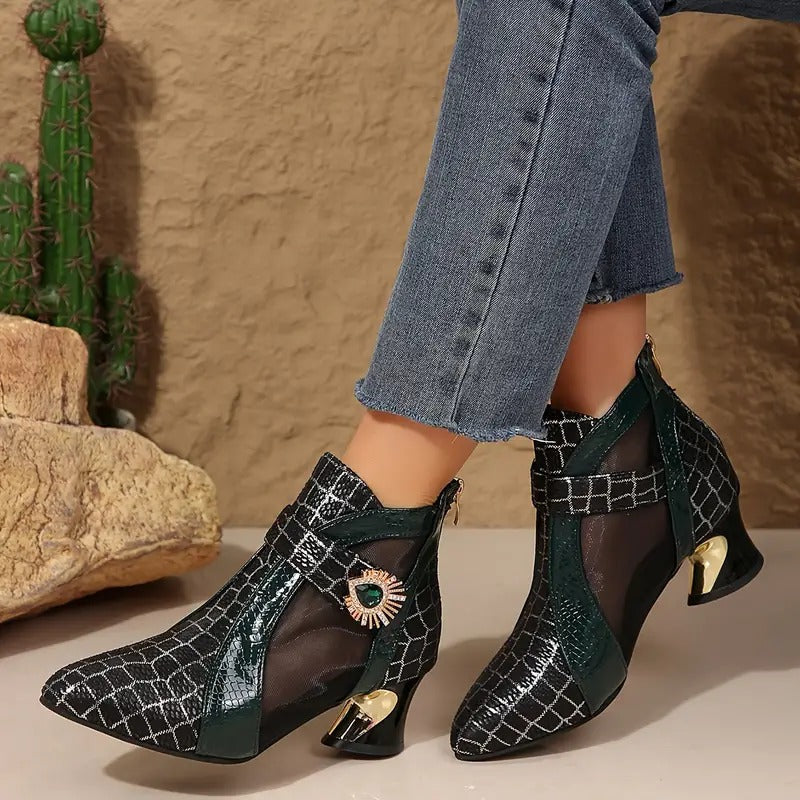 modische Damen-Schuhe, luftiges Mesh mit Kristallverzierung. Heidi Mode Heidi Mode