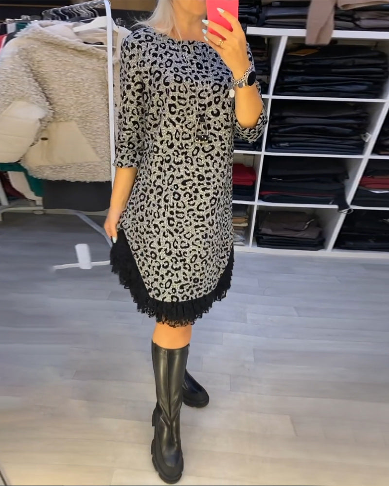 R&B | Stilvolles Kleid mit Leopardenmuster