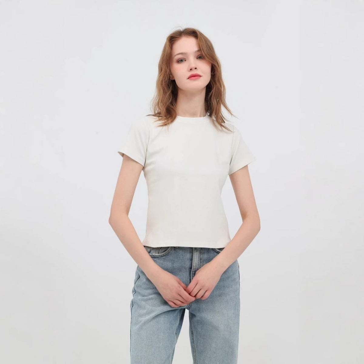 R&B | Schillerndes altes kurzes T-Shirt mit Färbung