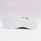modische Schuhe, zeitloses Design. R&B R&B