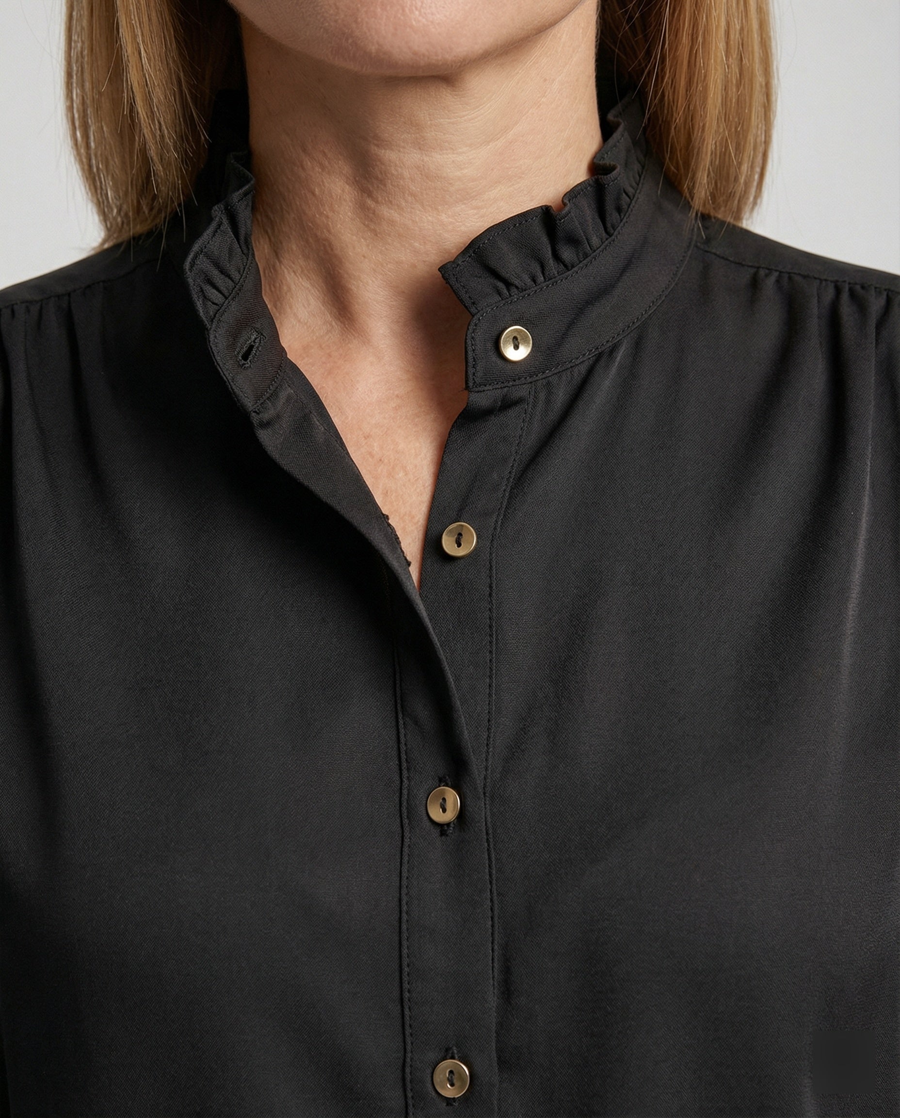 Damen Bluse mit Rüschenkragen