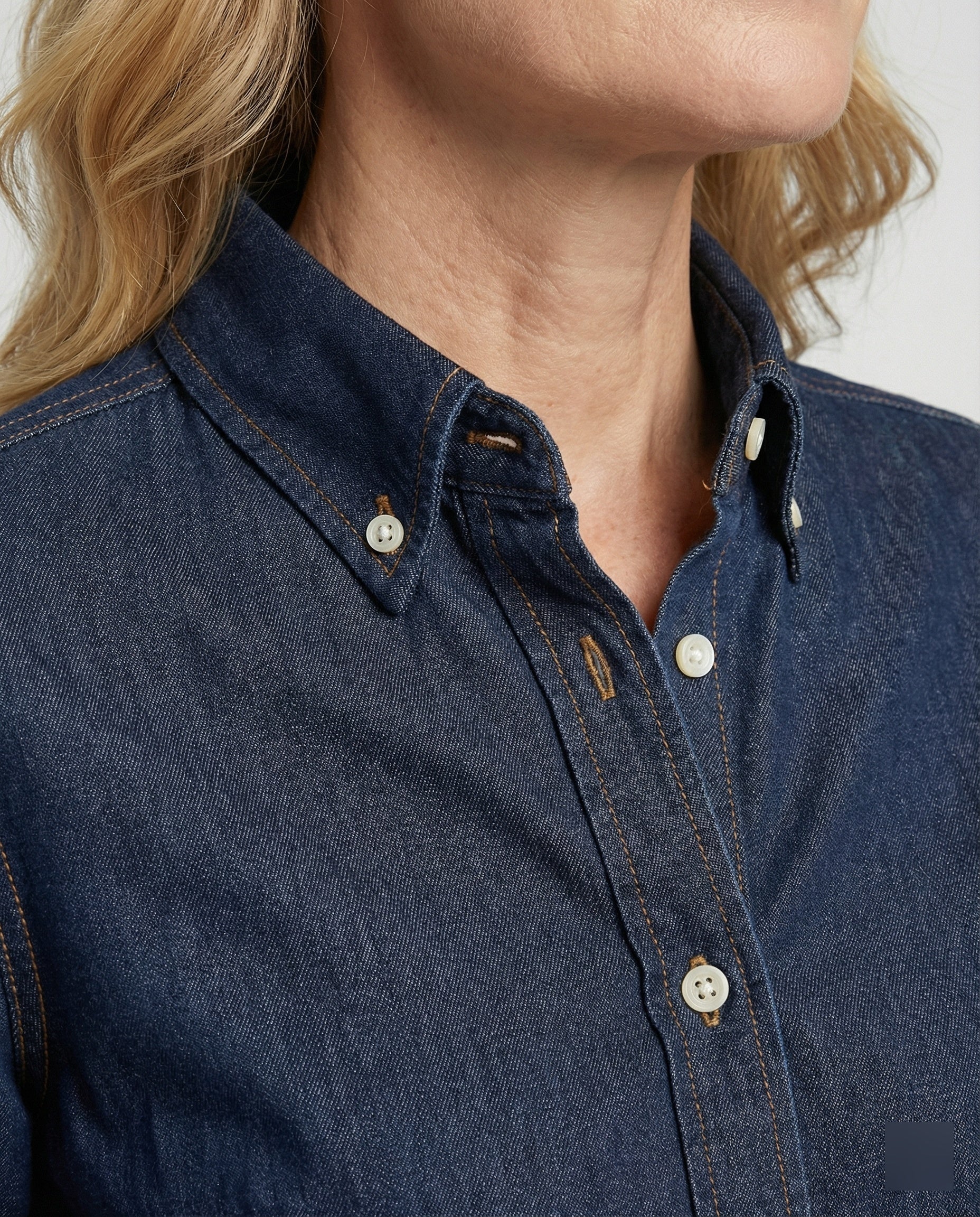 Damen Langarmhemd aus Denim