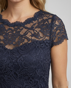 Durchsichtiges kurzärmeliges elegantes Kleid