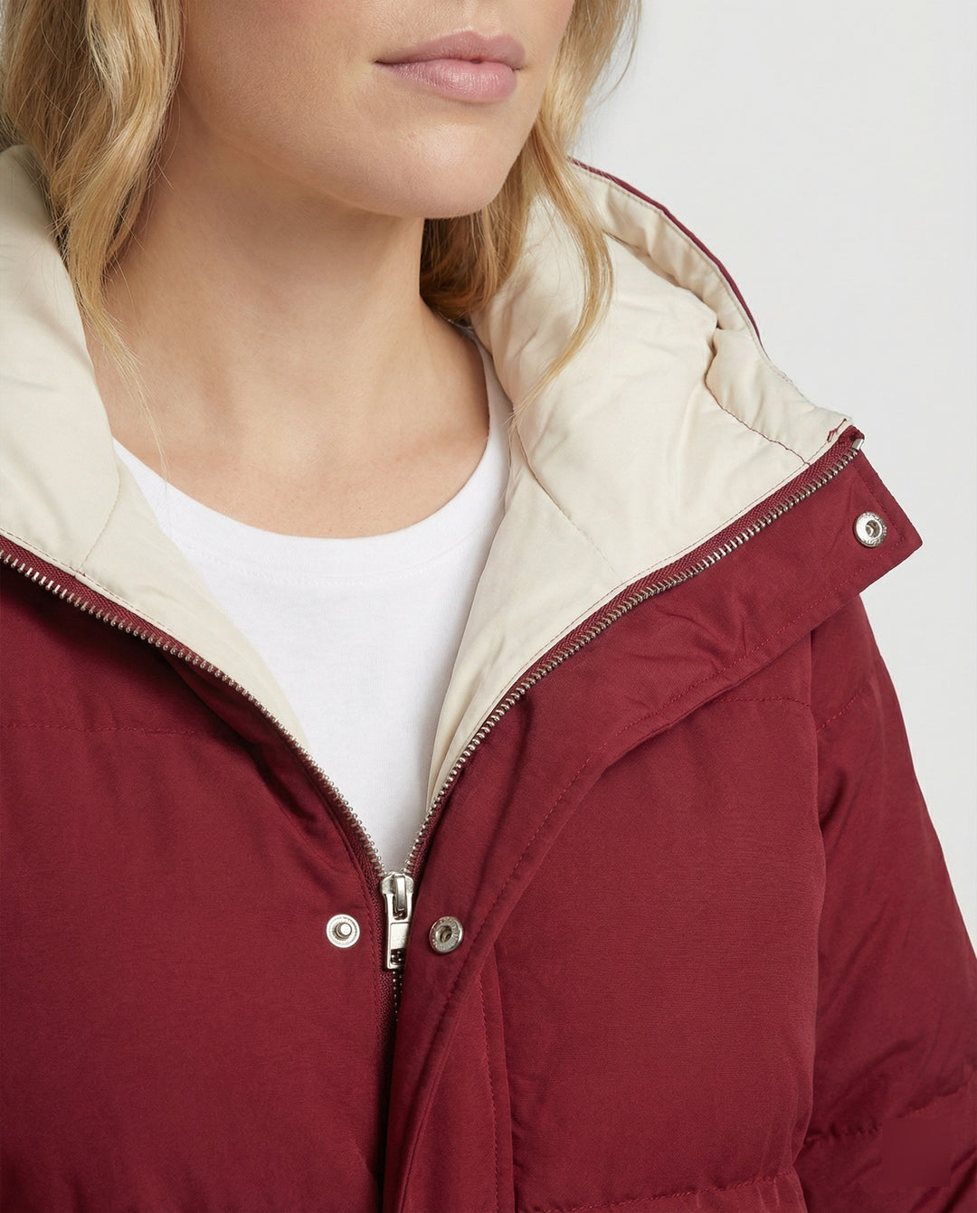 Damen Hochwertige Winterjacke mit isolierender Kapuze R&B