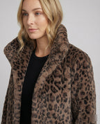 R&B | Mantel - Kunstpelz - Oversized Fit - Reverskragen - Leopardenprint