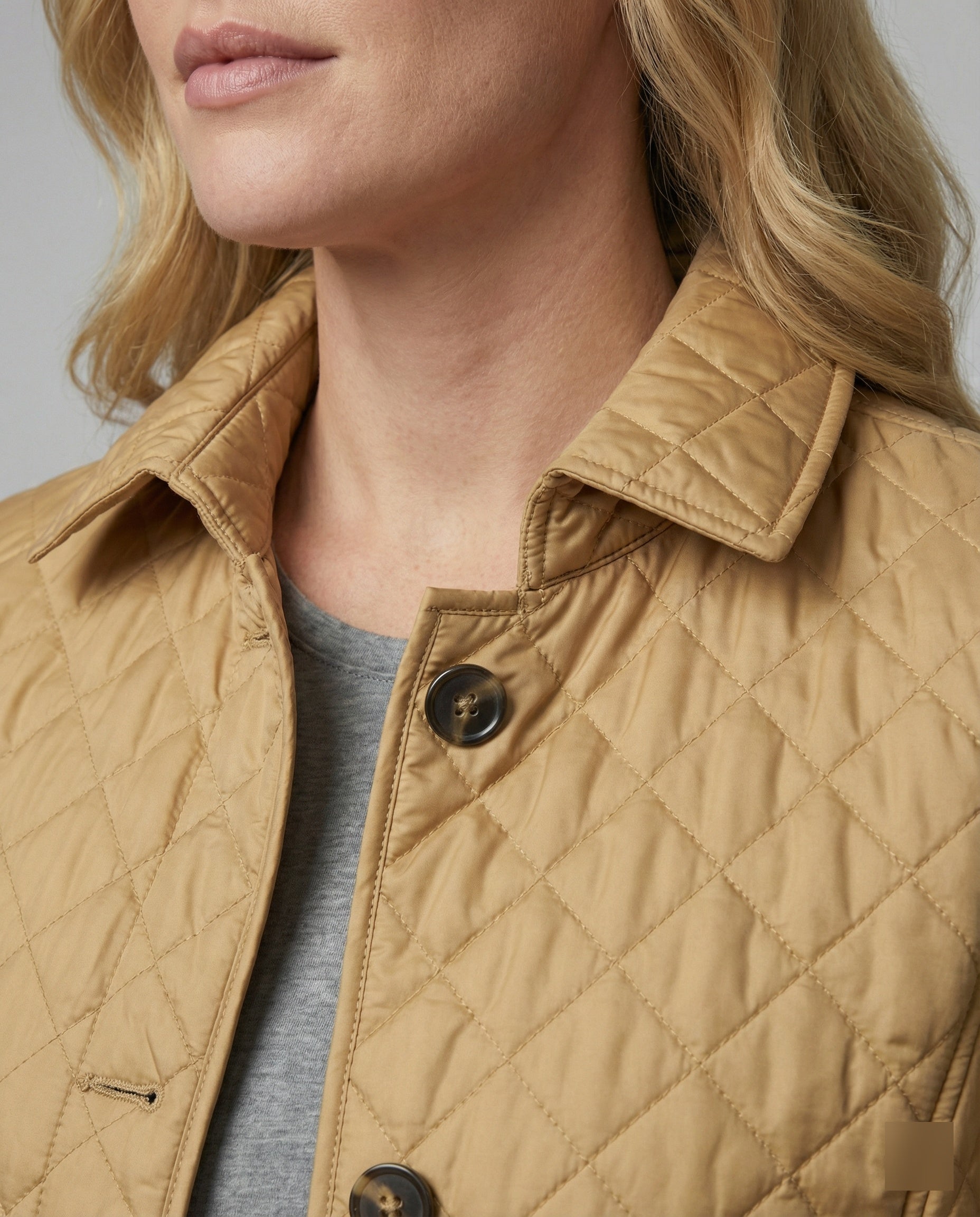 R&B | Warme, taillierte Jacke für Frauen