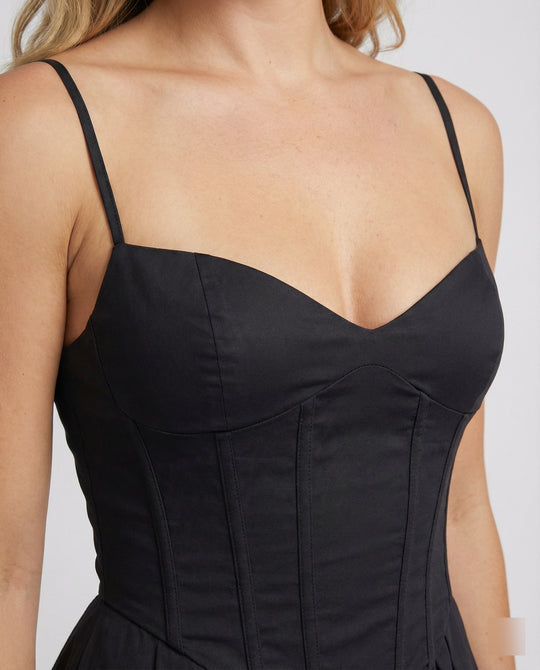 Damen Elegantes Langkleid mit taillierter Silhouette und schwingendem Rock R&B