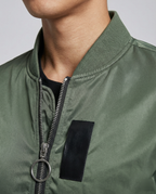 Übergangsjacke Damen sportlich als Bomberjacke mit Taschen