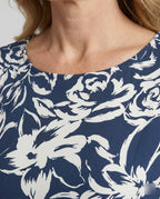 Damen Kleid mit floralem Muster und Bindegürtel