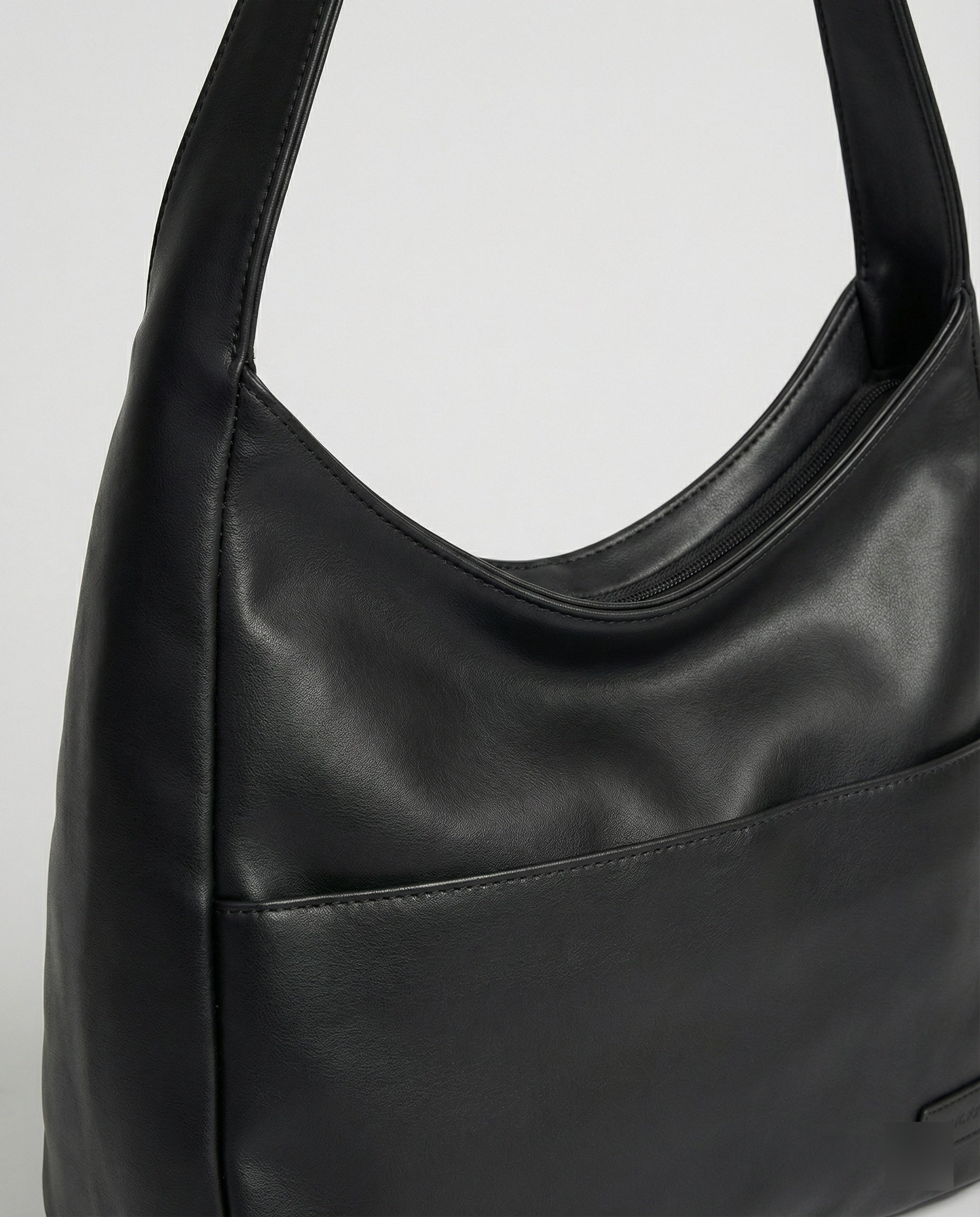R&B | Minimalistische Schultertasche