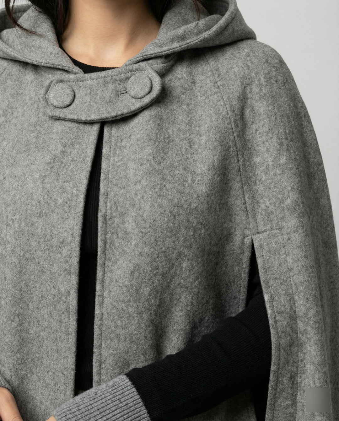 Damen modern geschnittener Umhang mit Kapuze R&B