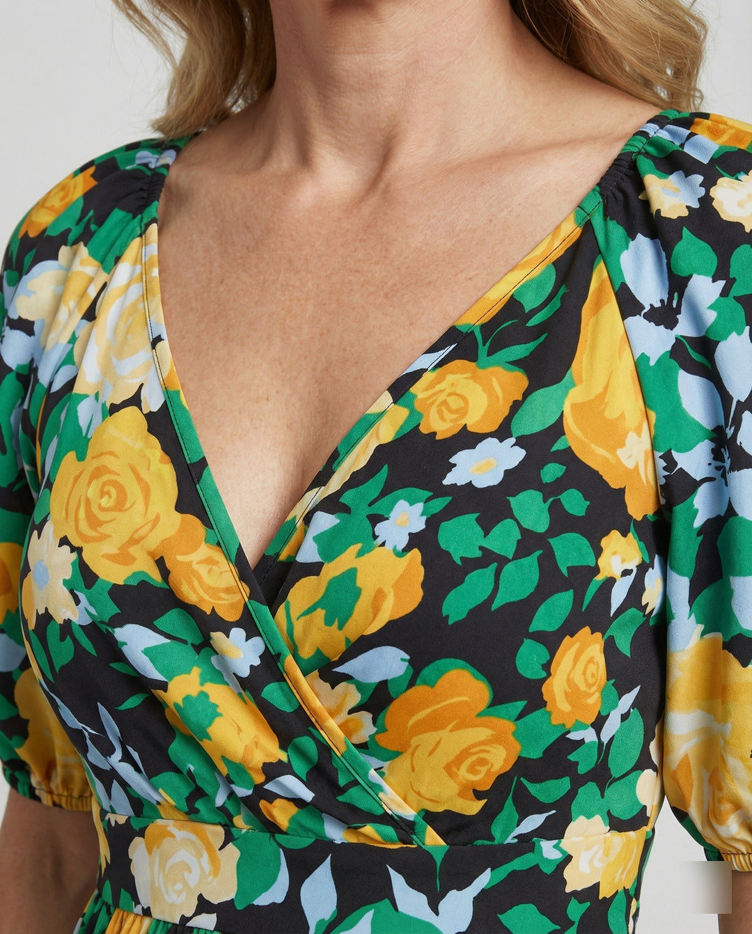 Damen Minikleid floral Wickeloptik