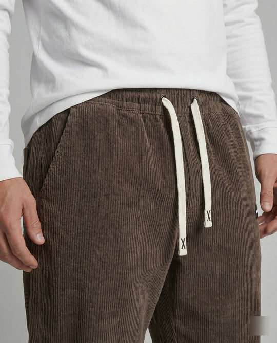 Herren Cordhose weit mit Kordelzug