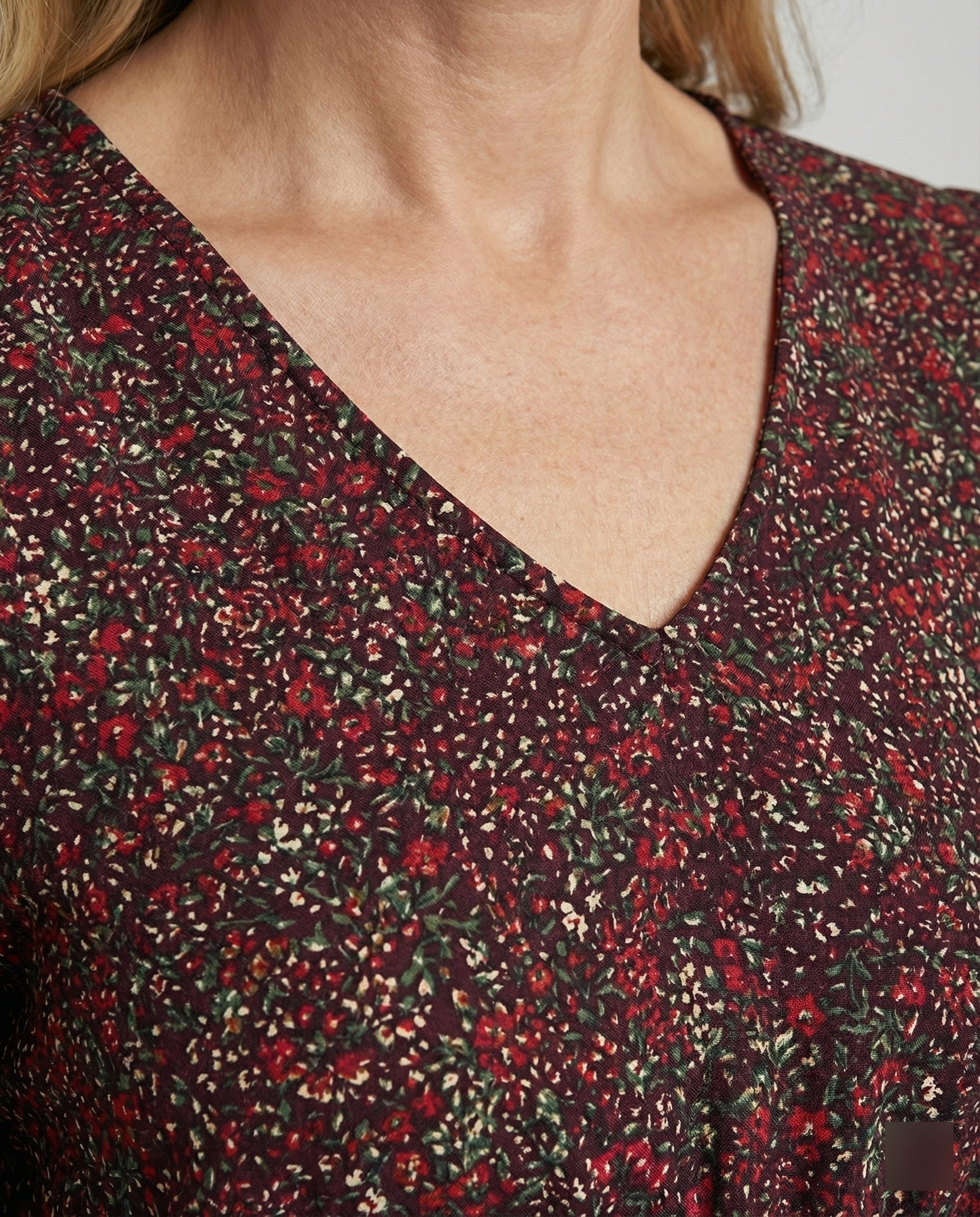 Damen A-Linie Kleid mit Smokbund