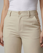 Damen Flared Stoffhose modern interpretiert