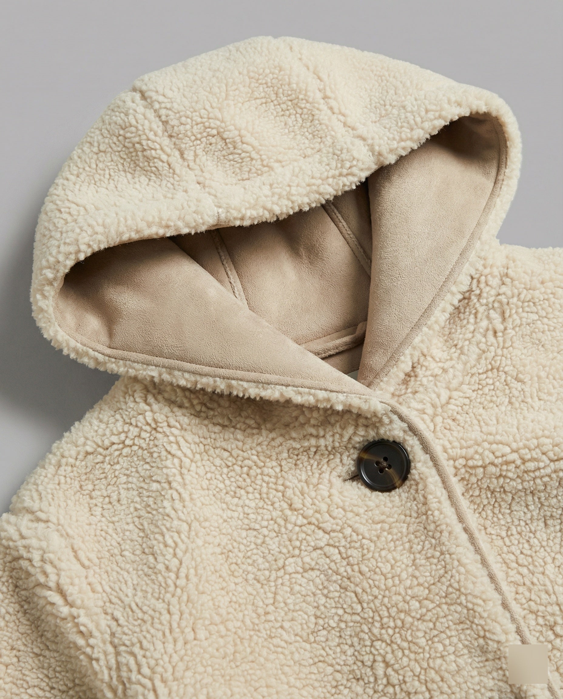 R&B | Teddy Mantel - Oversized Fit - Mit Kapuze - Knopfverschluss - Mittellang