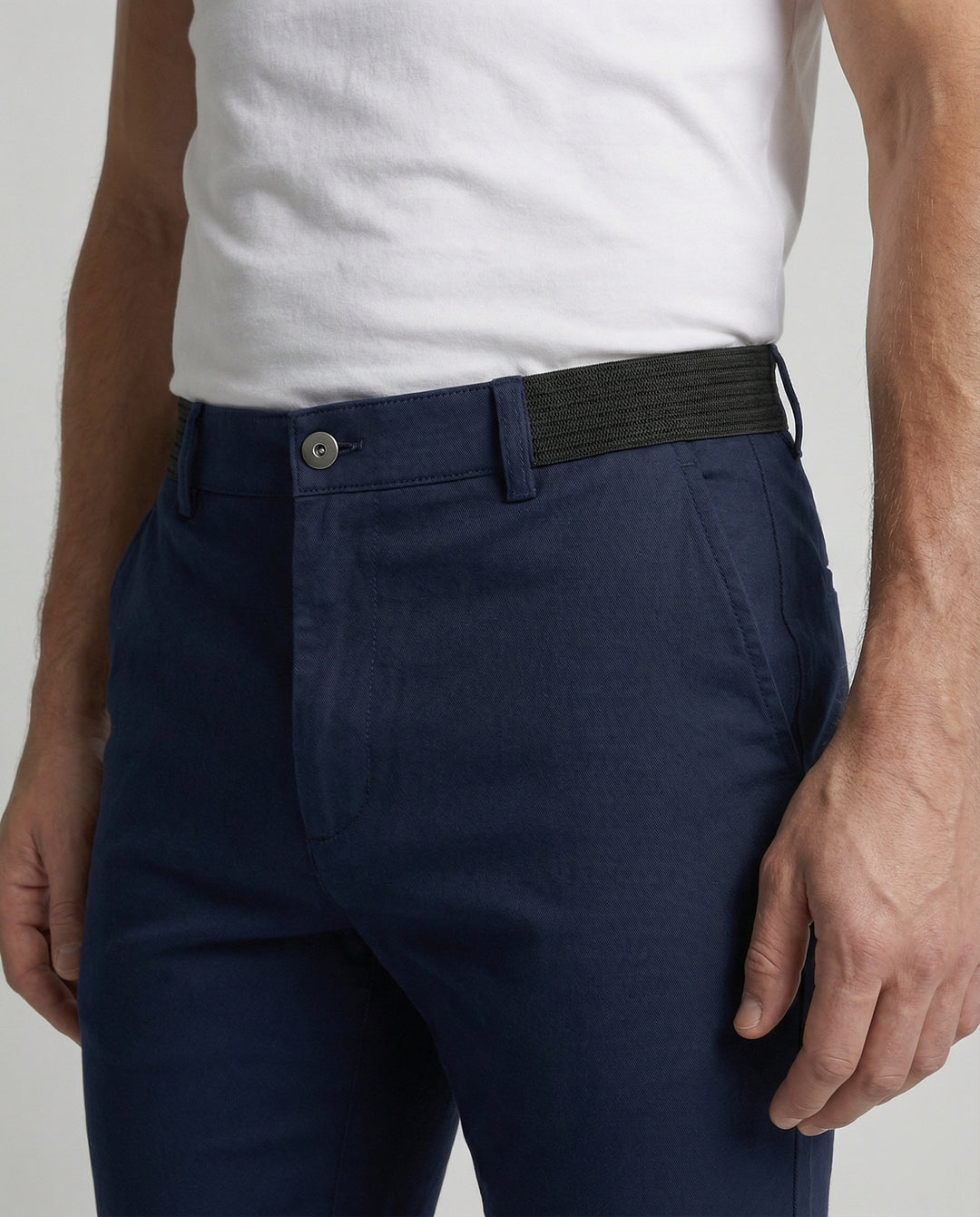 Herren Chinohose körpernah geschnitten