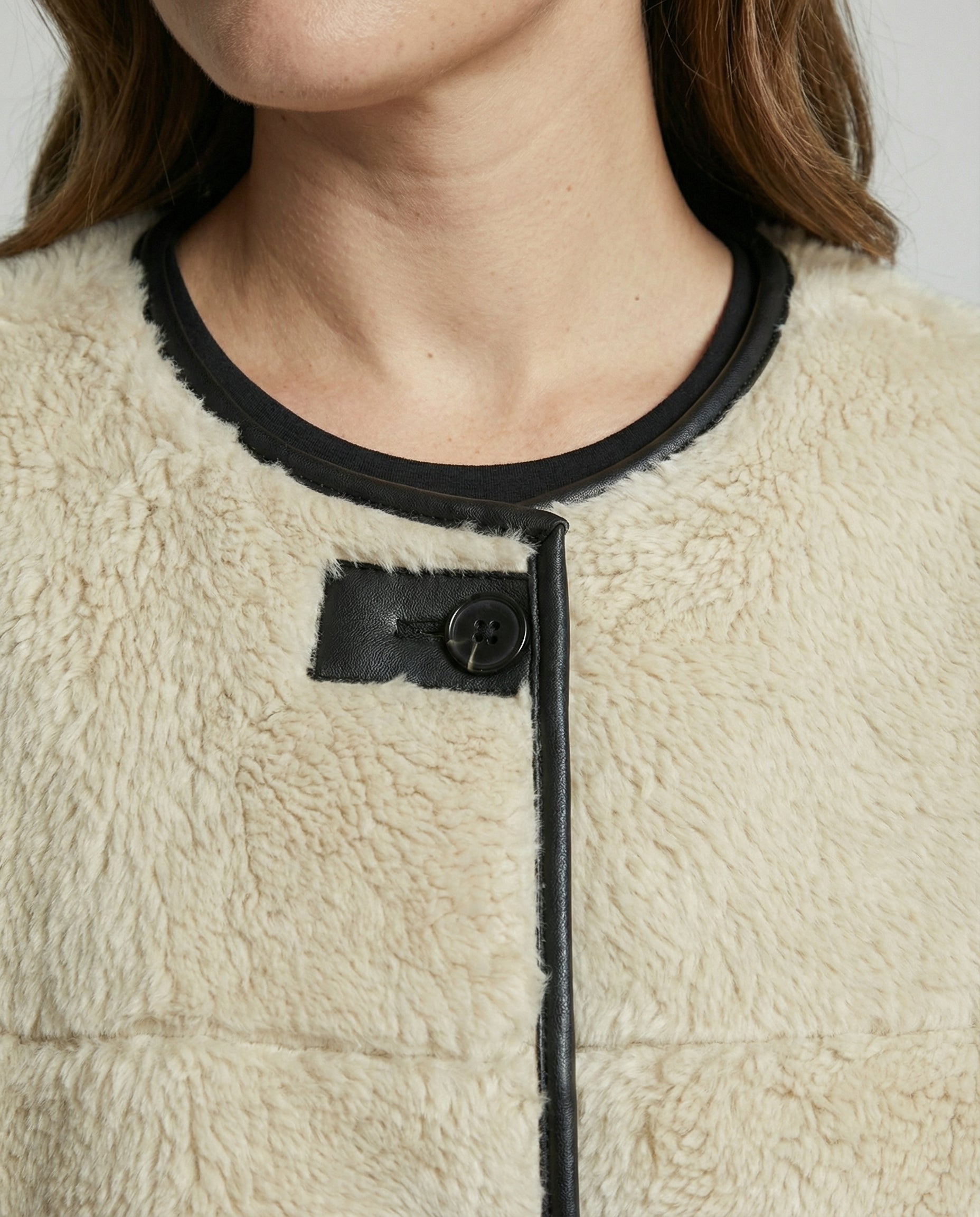 R&B | Teddyjacke mit Knöpfen für Damen Agnes