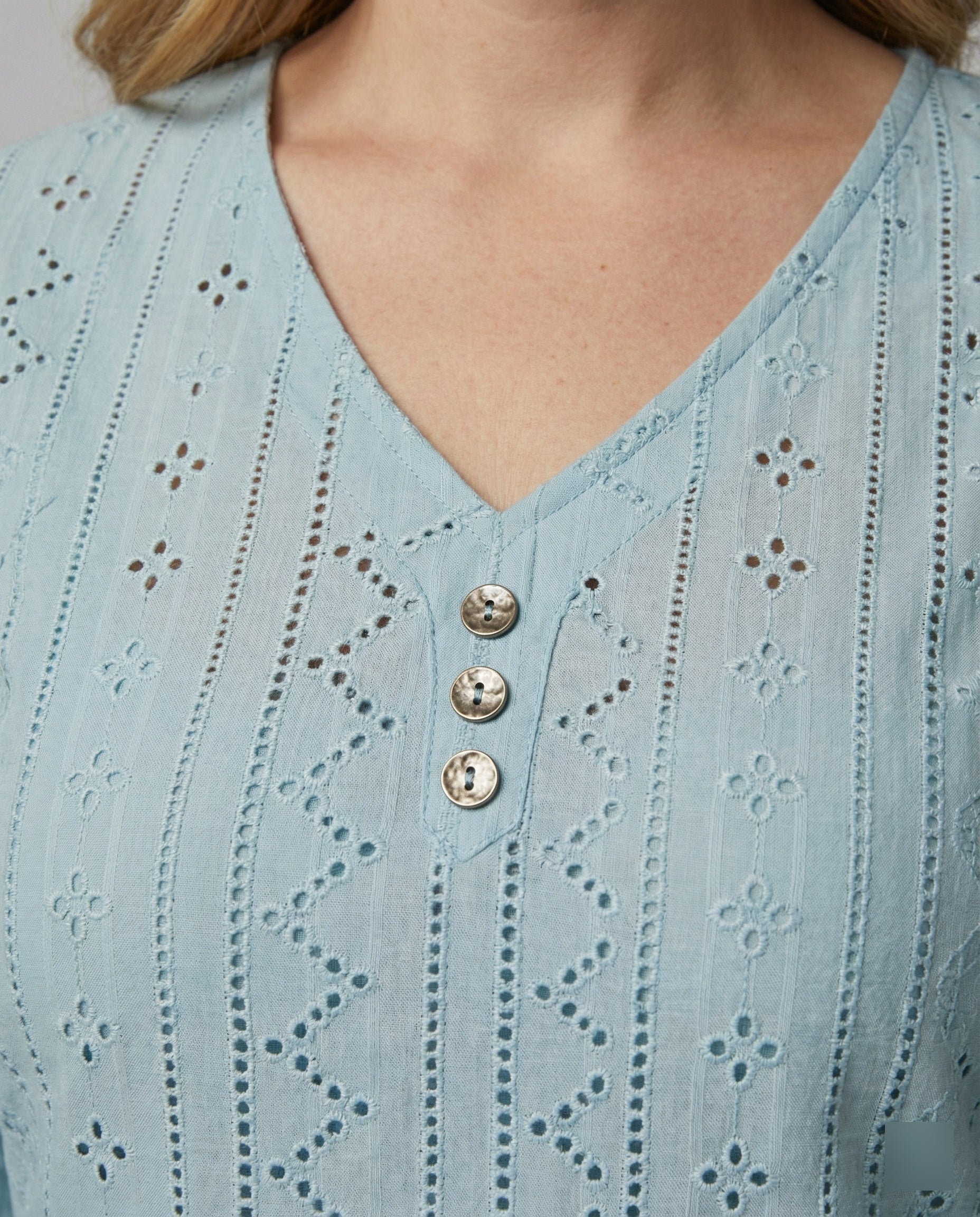 Damen Modisches Blusenshirt mit Spitzendetails und Knopfleiste R&B