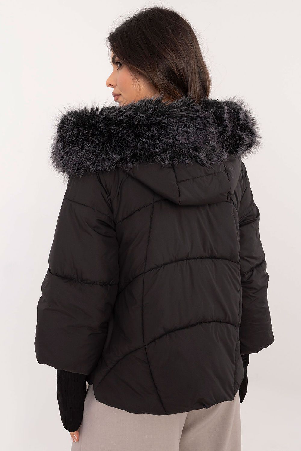R&B | Gefütterte Jacke Kapuze mit Pelzrand Warm und Stilvoll