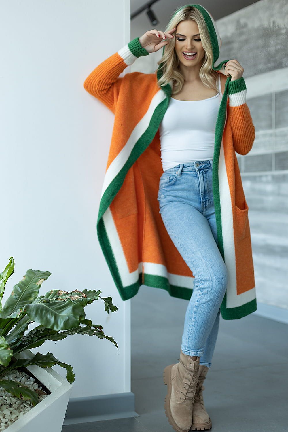R&B | Langer Strickcardigan mit Kapuze Weich und Stilvoll Kontrastdetails