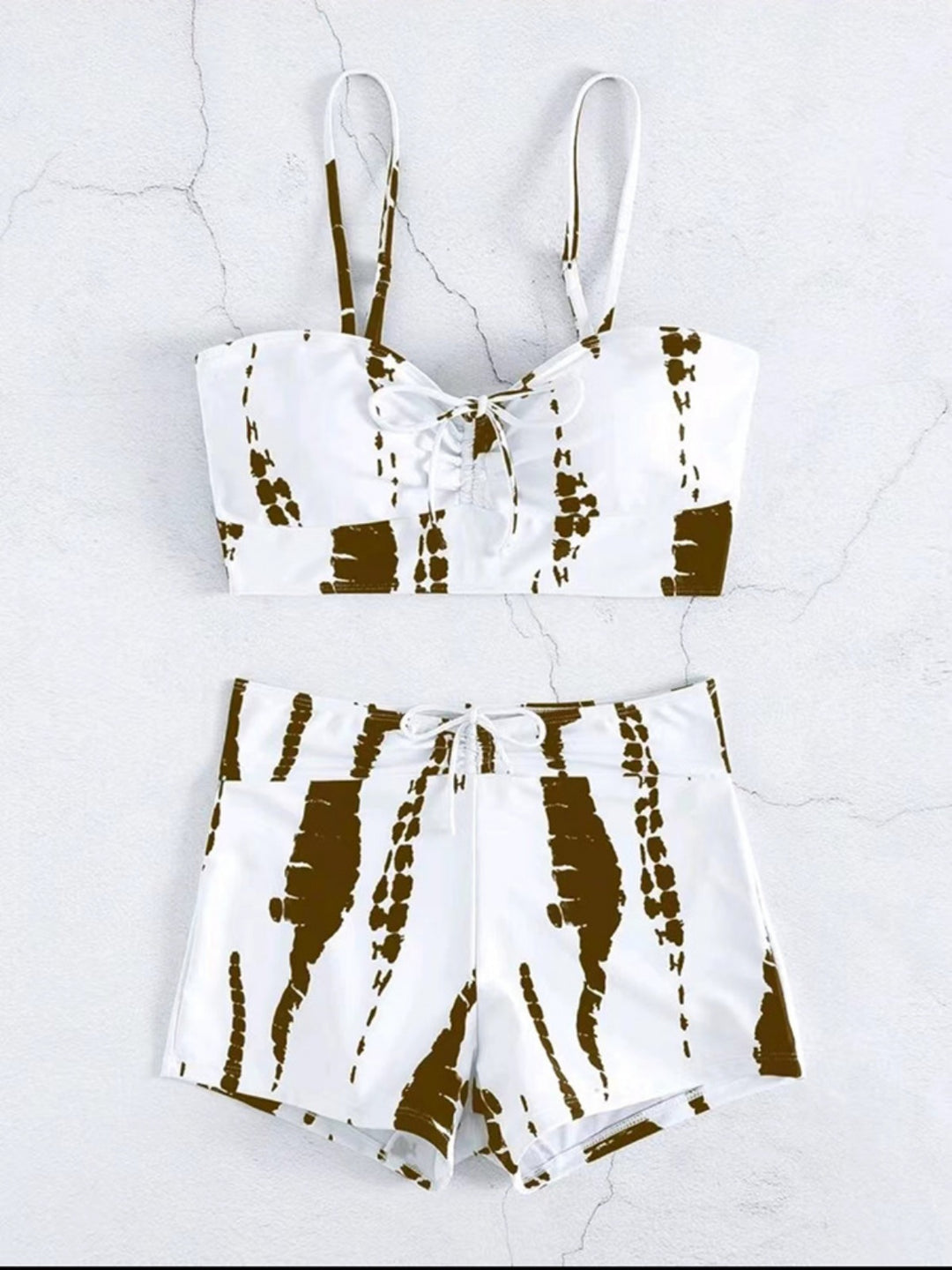 R&B | Schlitzbadeanzug mit hoher Taille und flachem Winkel