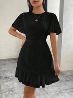 R&B | Dreidimensionales Kleid mit Rüschenrand und Punkten