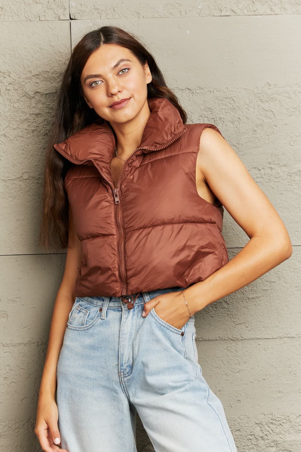 R&B | Zip-Up Drawstring Puffer Weste