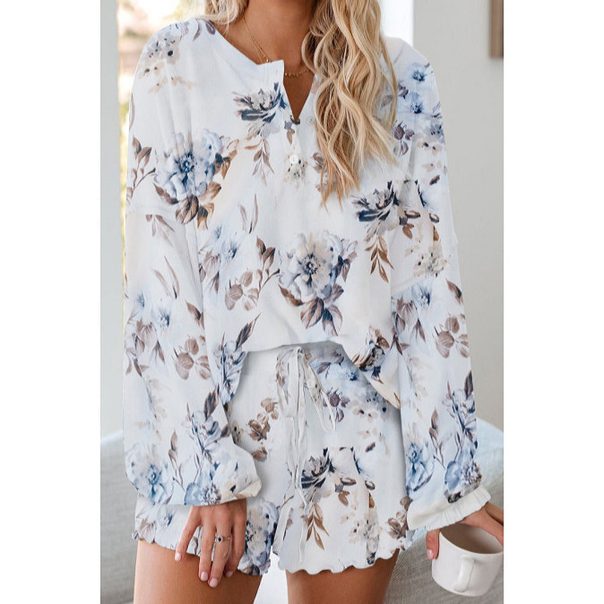 R&B | Batik bedrucktes Langarm-Shorts-Set