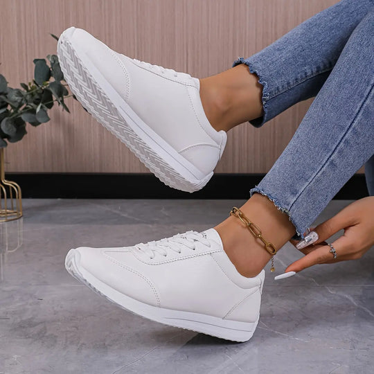 Einfarbige Freizeit-Sportschuhe für Damen mit dicken Sohlen R&B R&B