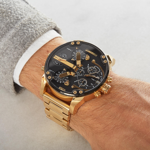 R&B – Schlanke, elegante Herrenuhr des Managers