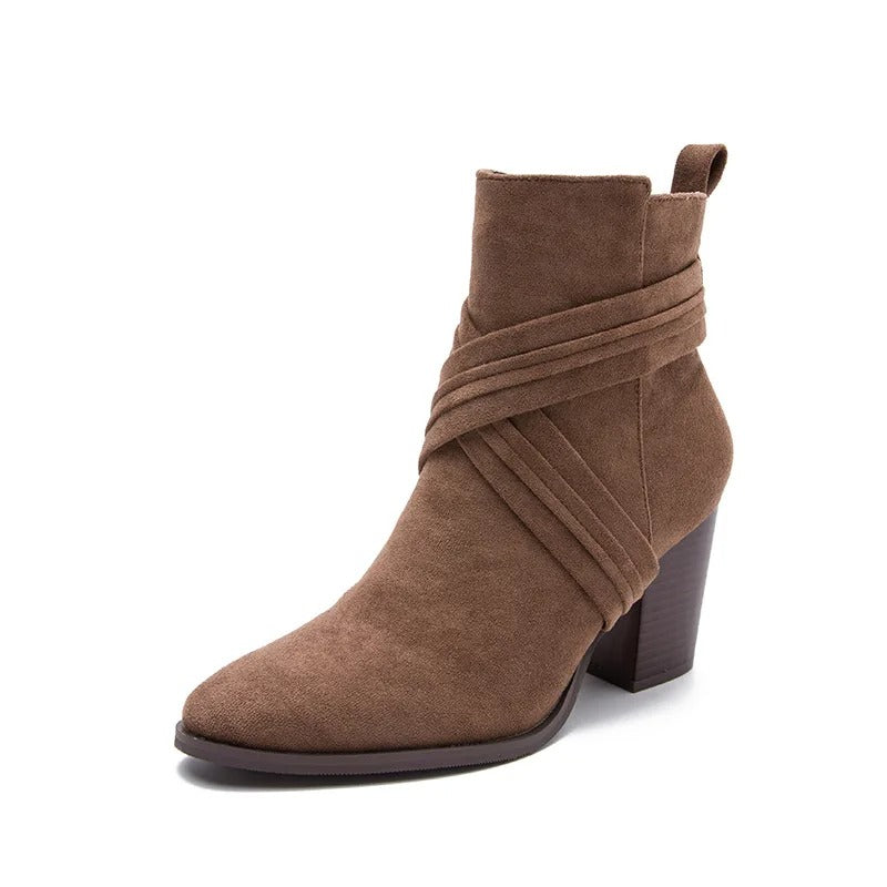 R&B | Stilvolle Stiefel Für Eleganz