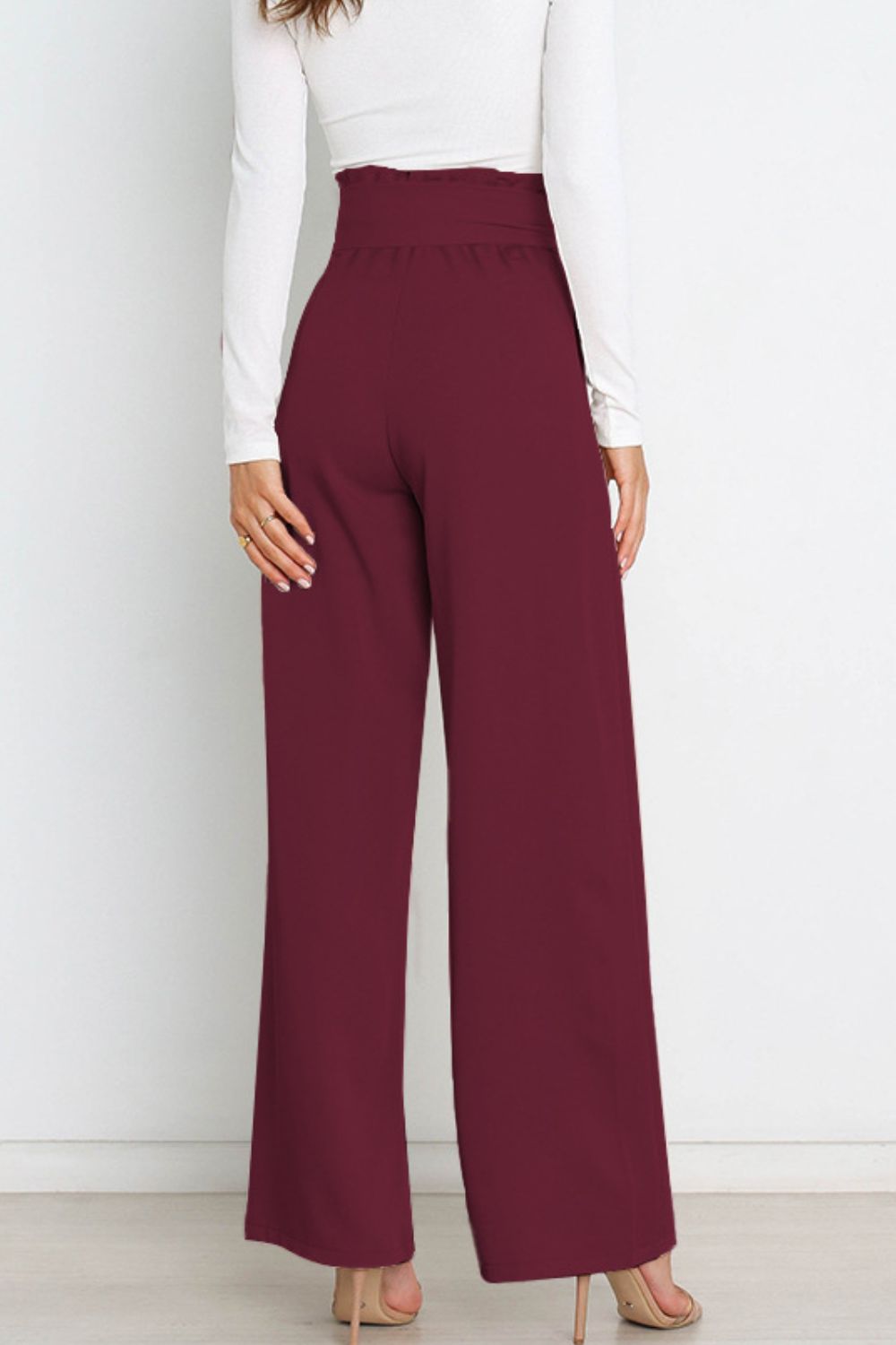 R&B | Hohe Taille Paperbag Hose mit Schleifendetail