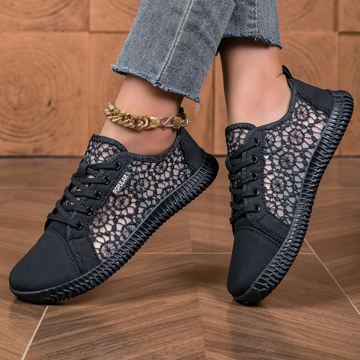 Sneakers mit floraler Spitze und atmungsaktivem Mesh-Futter R&B R&B