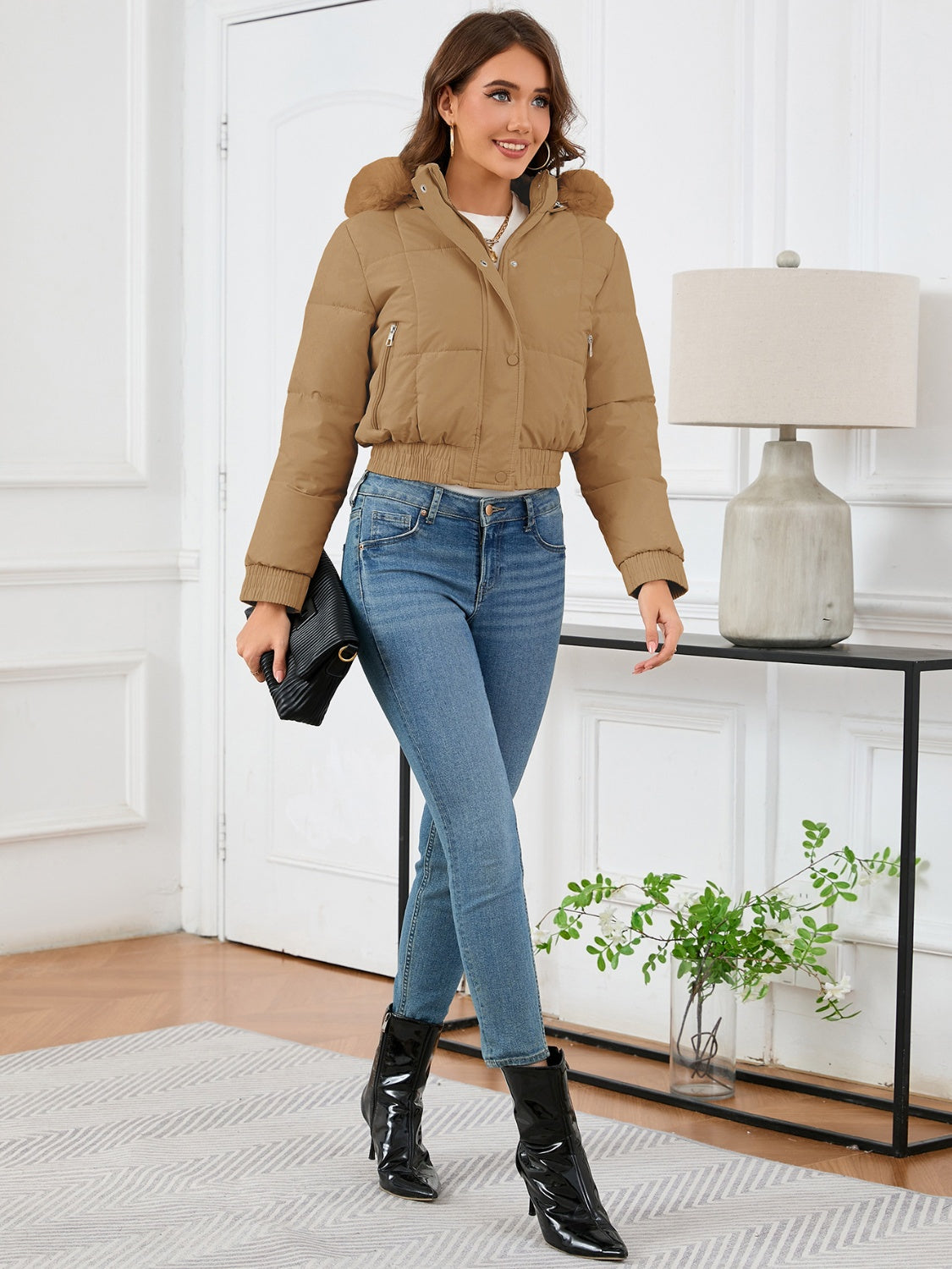 R&B | wattierte Winterjacke mit Fellkapuze und Taschen