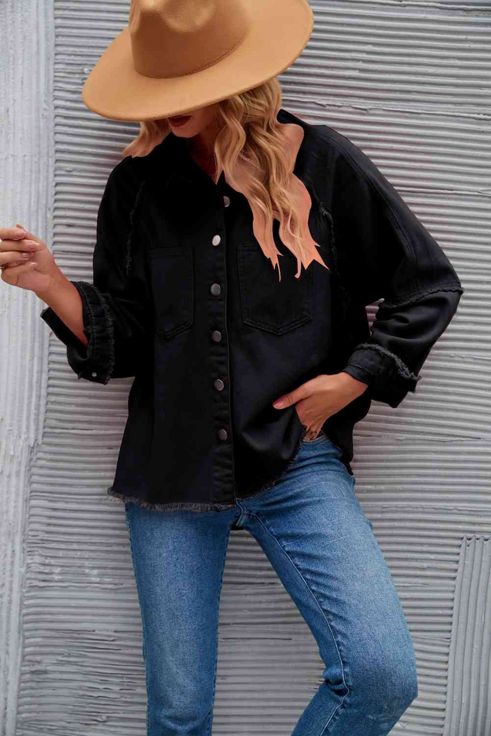 R&B | Raw Hem Kragen Denimjacke