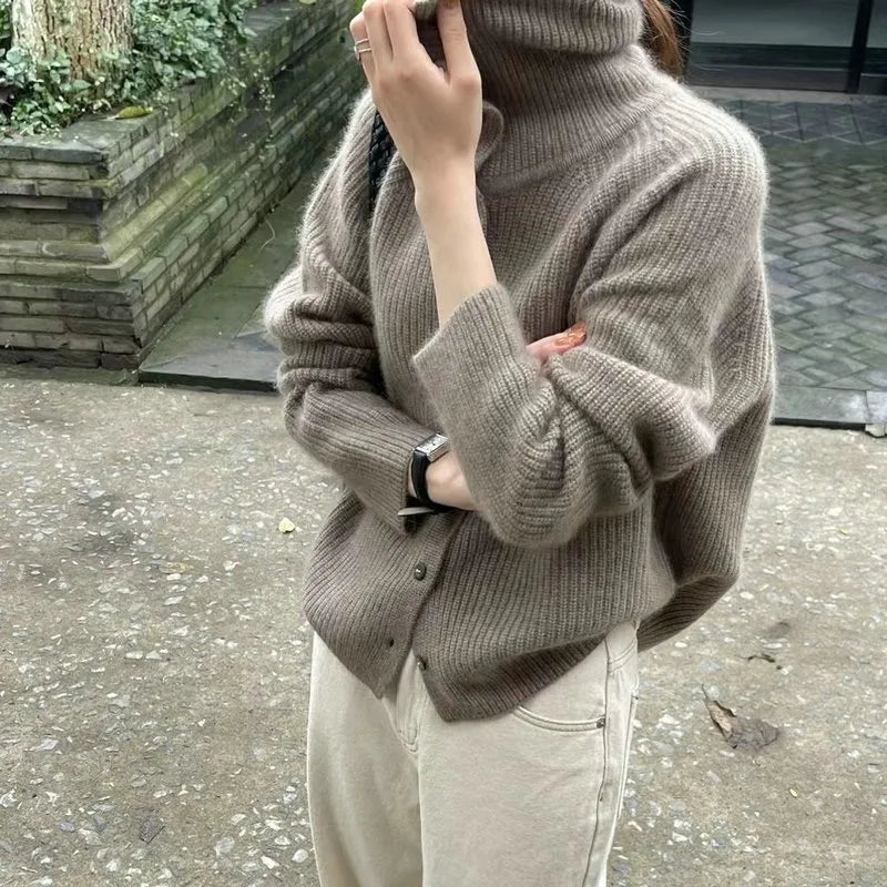 R&B | Gemütlicher Strick-Turtleneck-Pullover mit Knöpfen