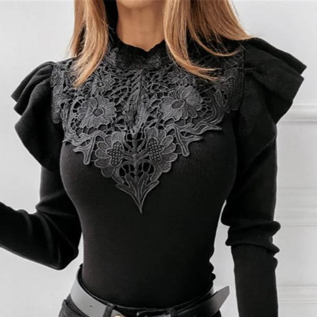 R&B | Pullover mit Rollkragen, Rüschen und Spitzendetails