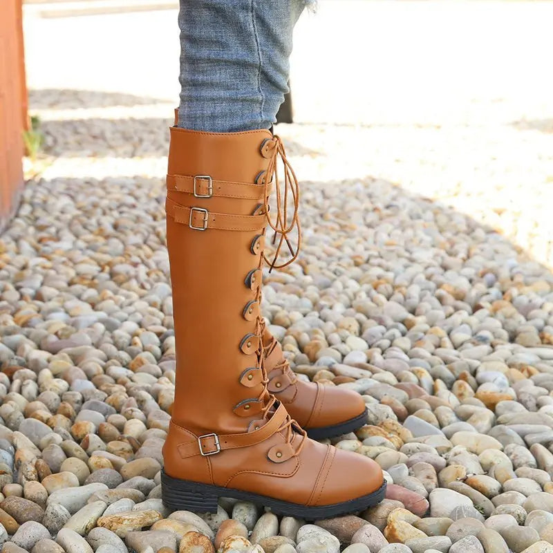 R&B | Ritter Niedrige Absatz Bikerstiefel mit Gürtelschnalle Kreuzgurte