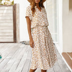 R&B | Polka-Dot-Kleid mit V-Ausschnitt und Knöpfen