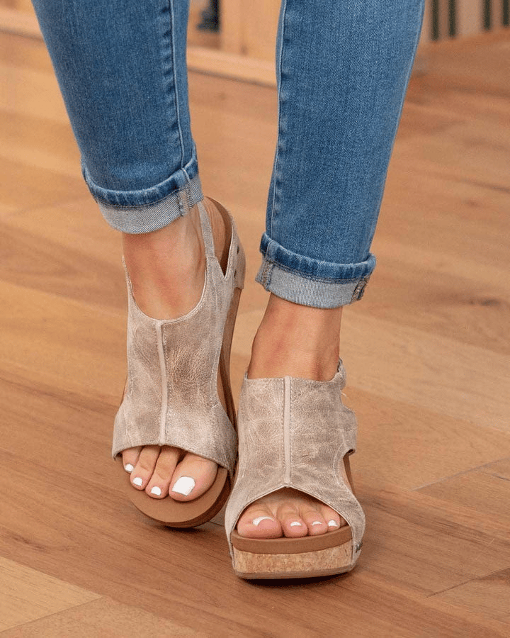 Heidi-Mode | Stylische Sandalen