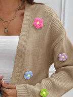 R&B | Strickcardigan mit Blütendetails Offene Vorderseite Feminin und Stylisch