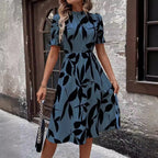 R&B | Kleid mit Rundhalsausschnitt und Rüschen